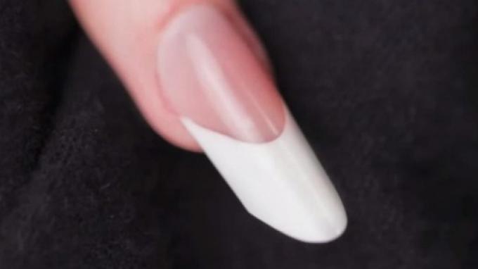Pipe nail with acrylic