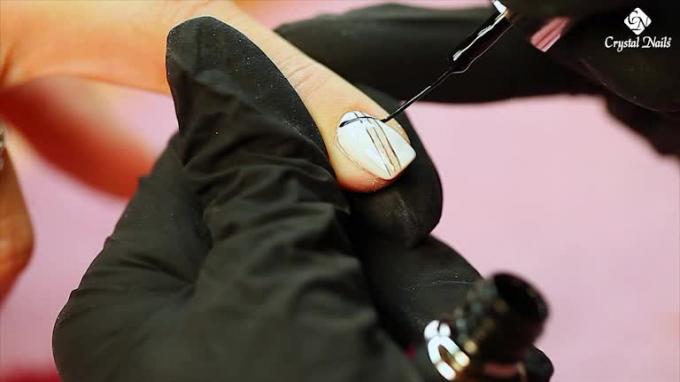 Burberry - effect nail design with CrystaLac gel polish